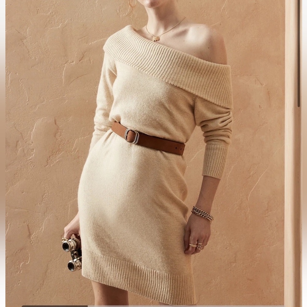 NWT Banana Republic Factory Beige Off-the-Shoulder Sweater Dress Size M